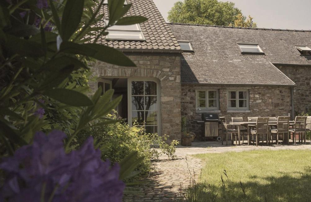 Domaine Sur Les Sarts Hotel Ohey Exterior foto